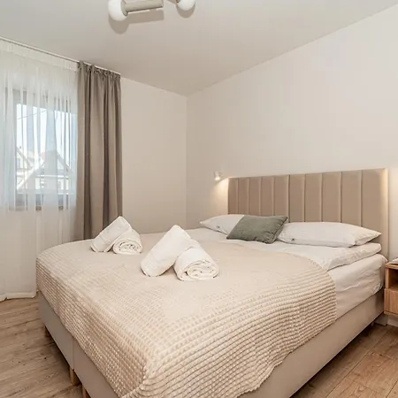 Mountain - Plac Zabaw - Dmuchaniec - Plac Zabaw - Wypozyczalnia Rowerow Elektrycznych E-bike Apartmán