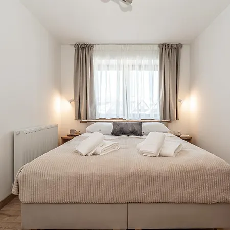 Apartmán Mountain - Plac Zabaw - Dmuchaniec - Plac Zabaw - Wypozyczalnia Rowerow Elektrycznych E-bike Białka Tatrzańska