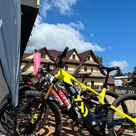 Mountain - Wypozyczalnia Rowerow Elektrycznych E-bike דירה ביאלקה טטרנסקה
